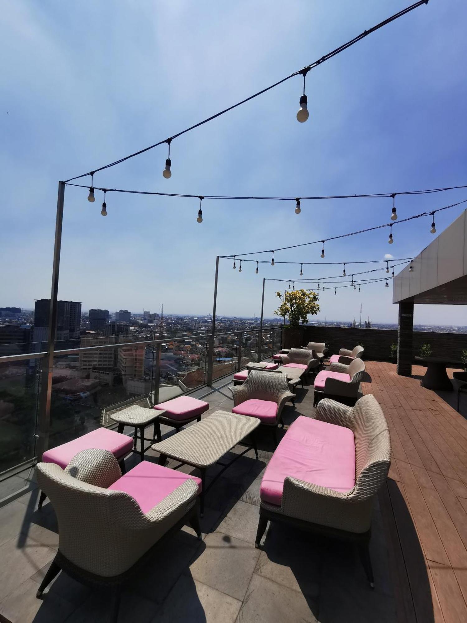 Warhol Residence Semarang Simpang Lima Экстерьер фото